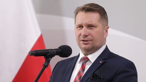 Przemysław Czarnek: Najchętniej doprowadziłbym do sytuacji, by do szkoły nie miała wstępu żadna organizacja pozarządowa Przemysław Czarnek: Najchętniej doprowadziłbym do sytuacji, by do szkoły nie miała wstępu żadna organizacja pozarządowa