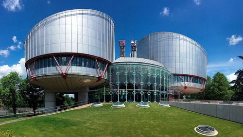 Europejski Trybunał Praw Człowieka: Polska i Łotwa mają zapewnić imigrantom na granicy żywność i opiekę lekarza Europejski Trybunał Praw Człowieka: Polska i Łotwa mają zapewnić imigrantom na granicy żywność i opiekę lekarza