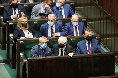 Śmierć 30-letniej ciężarnej w Pszczynie. Onet: znamy „przekaz dnia” dla posłów PiS Śmierć 30-letniej ciężarnej w Pszczynie. Onet: znamy „przekaz dnia” dla posłów PiS
