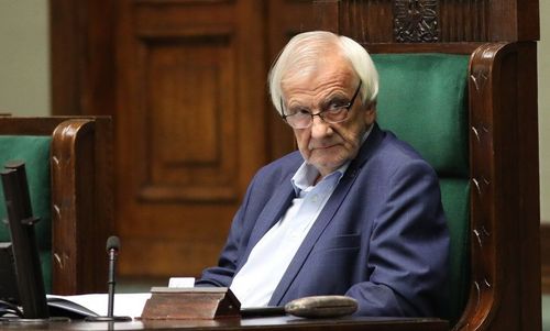 Ryszard Terlecki tłumaczy dlaczego Barbara Nowak nie została ukarana za swoje słowa nt. szczepień Ryszard Terlecki tłumaczy dlaczego Barbara Nowak nie została ukarana za swoje słowa nt. szczepień
